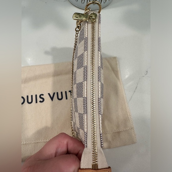 RARE Louis Vuitton Damier Azur Mini Pochette - Picture 5 of 17